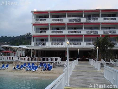 Royal Decameron Montego Beach 9